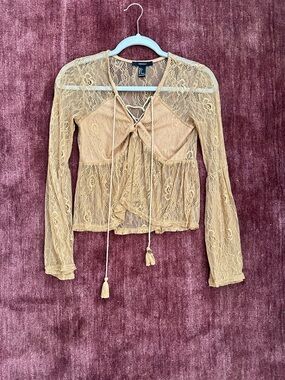 Lace top Tie-Front Top in gold